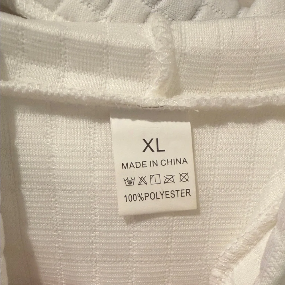 White Quilted Men's Sweater - Picture 4 of 4